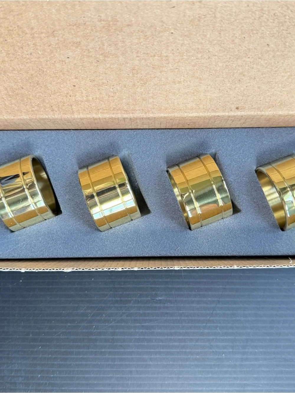 VTG BALDWIN BRASS DEVON NAPKIN RINGS SET OF 4 ORIGINAL BOX GORGEOUS